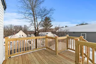 40 Hillside Ave, Derry, NH 03038 - Photo 7
