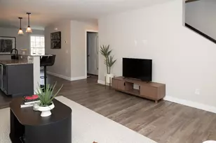 1 Saddle Rock Wy, Manchester, NH 03102 - Photo 5