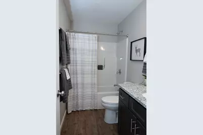 1124 South Mammoth Road, Manchester, NH 03109 - Photo 11