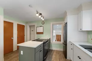 27 Tremont St, Laconia, NH 03246 - Photo 15