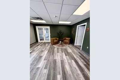 187 Londonderry Turnpike #2, Hooksett, NH 03106 - Photo 9