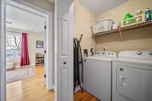 81 N High St, Derry, NH 03038 - Photo 31