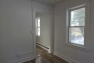 395A Webster St, Manchester, NH 03104 - Photo 15