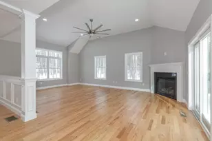 821 Cross Country Rd, Pembroke, NH 03275 - Photo 13