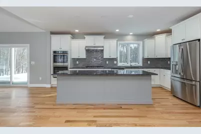821 Cross Country Road, Pembroke, NH 03275 - Photo 5