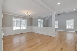 821 Cross Country Rd, Pembroke, NH 03275 - Photo 9