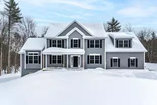 821 Cross Country Rd, Pembroke, NH 03275 - Photo 1