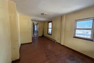 38 Bell St, Nashua, NH 03064 - Photo 9