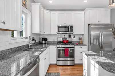 8 Crown Point Circle, Merrimack, NH 03054 - Photo 13