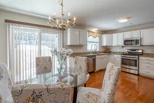 20 Georgetowne Dr, Nashua, NH 03062 - Photo 7