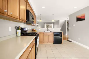 2 Larch St, Goffstown, NH 03045 - Photo 9