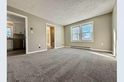 186 Grand Avenue, Manchester, NH 03109 - Photo 13