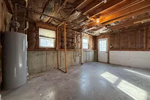 186 Grand Ave, Manchester, NH 03109 - Photo 23