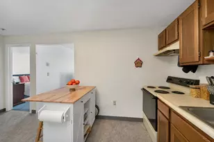 353 Lita Ln, Newmarket, NH 03857 - Photo 5