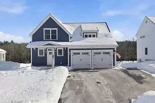 47 Clover Ln, Londonderry, NH 03053 - Photo 1