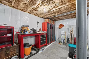 47 Clover Ln, Londonderry, NH 03053 - Photo 41