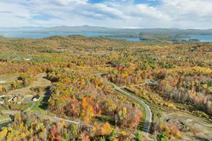 29 Paddocks Dr, Gilford, NH 03249 - Photo 3