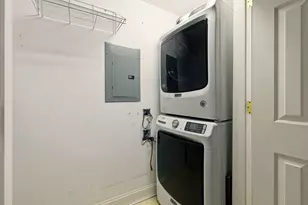 95 Court St, Exeter, NH 03833 - Photo 17