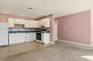 95 Court St, Exeter, NH 03833 - Photo 3