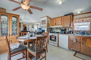 43 Lamplighter Dr, Conway, NH 03818 - Photo 7