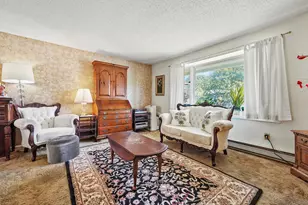 40 Opal Ave, Portsmouth, NH 03801 - Photo 5