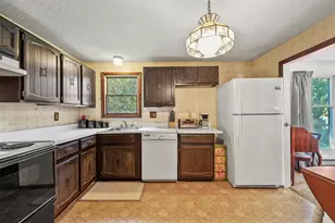 40 Opal Ave, Portsmouth, NH 03801 - Photo 13