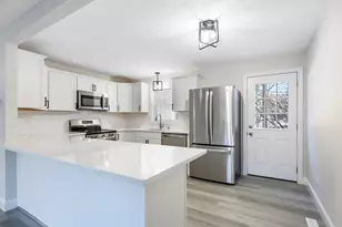 2 Mulberry St, Windham, NH 03087 - Photo 7