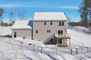 192 Grapevine Rd, Dunbarton, NH 03046 - Photo 5