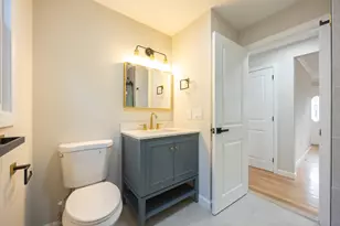 23 Mahogany Dr, Nashua, NH 03062 - Photo 9