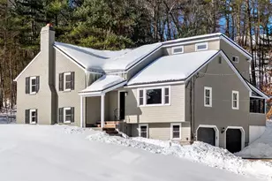 24 Beechwood Rd, Hudson, NH 03051 - Photo 1