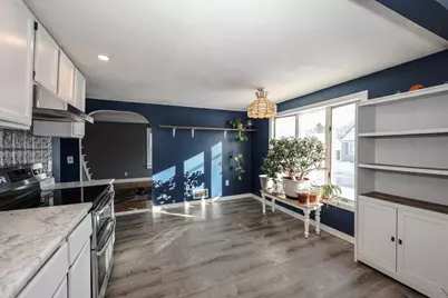 74 Purchase Street, Manchester, NH 03103 - Photo 3