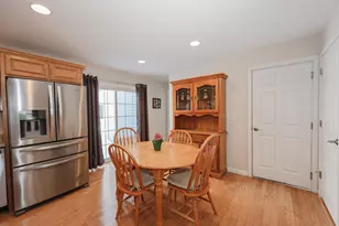 20 Bruins Ln, Raymond, NH 03077 - Photo 7