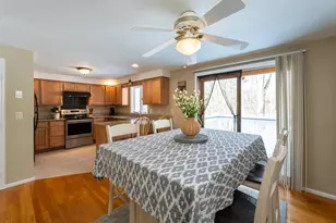 15R Bonnie Ln, Derry, NH 03038 - Photo 5