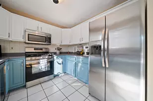 8 Standish Way, Amherst, NH 03031 - Photo 13