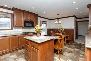 220 Robinhood Dr, Exeter, NH 03833 - Photo 11