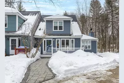 13B Hedgerow Drive, Hudson, NH 03051 - Photo 3