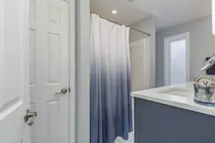 13B Hedgerow Dr, Hudson, NH 03051 - Photo 39