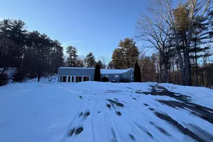 90 Lafayette Rd, North Hampton, NH 03862 - Photo 1