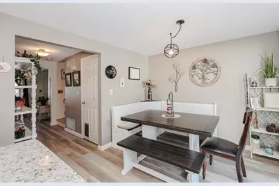 65 Glastonbury Drive, Nashua, NH 03063 - Photo 11