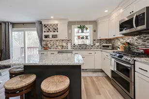 65 Glastonbury Dr, Nashua, NH 03063 - Photo 7