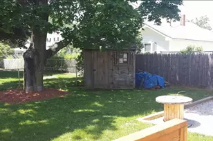 75 Chestnut St, Rochester, NH 03867 - Photo 5