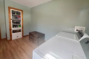 137 Wall St, Springfield, VT 05156 - Photo 17