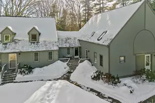 44 Glengarry Dr, Stratham, NH 03885 - Photo 7