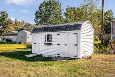 18 Winter Street, Salem, NH 03079 - Photo 33