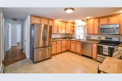 7 Birch Lane, Atkinson, NH 03811 - Photo 9