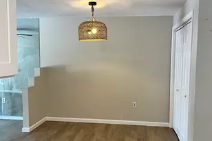 11 Blackstone Dr, Nashua, NH 03063 - Photo 5