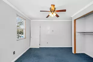 4 Therriault Ave, Salem, NH 03079 - Photo 33