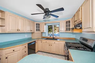 4 Therriault Ave, Salem, NH 03079 - Photo 15