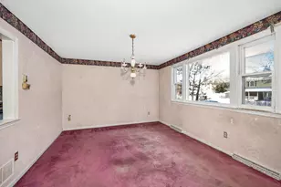 4 Therriault Ave, Salem, NH 03079 - Photo 13