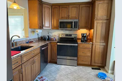 555 Straw Hill Road, Manchester, NH 03104 - Photo 5